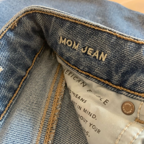 American Eagle Mom Jeans - Picture 3 of 4